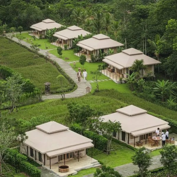 presidential suite luxury tent for resorts & glamping