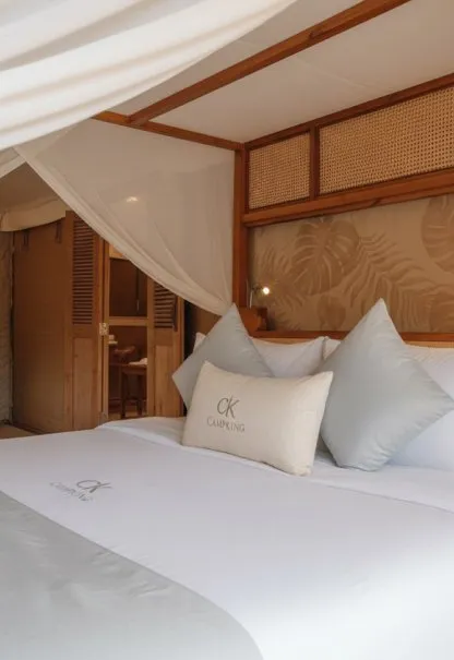 presidential suite luxury tent for resorts & glamping